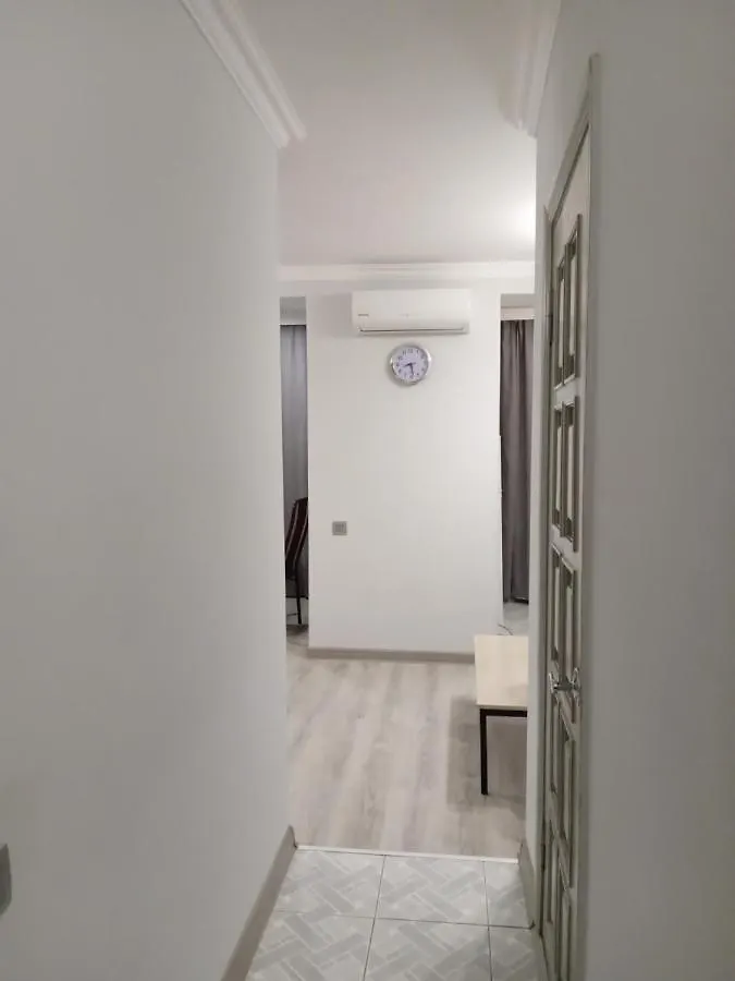 Izmir Apartment Баку