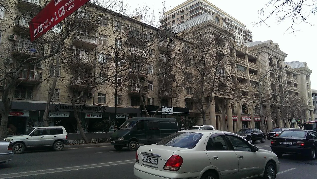 Izmir Apartment Баку