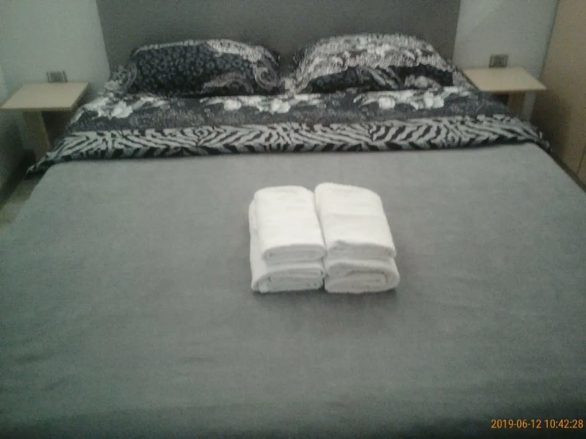 Izmir Apartment Баку 0*,  Азербайджан